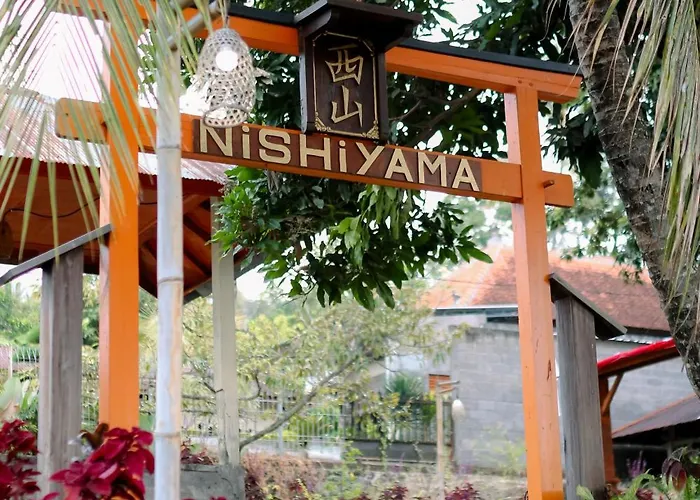 Nishiyama Wooden House ロッジ Ambengan
