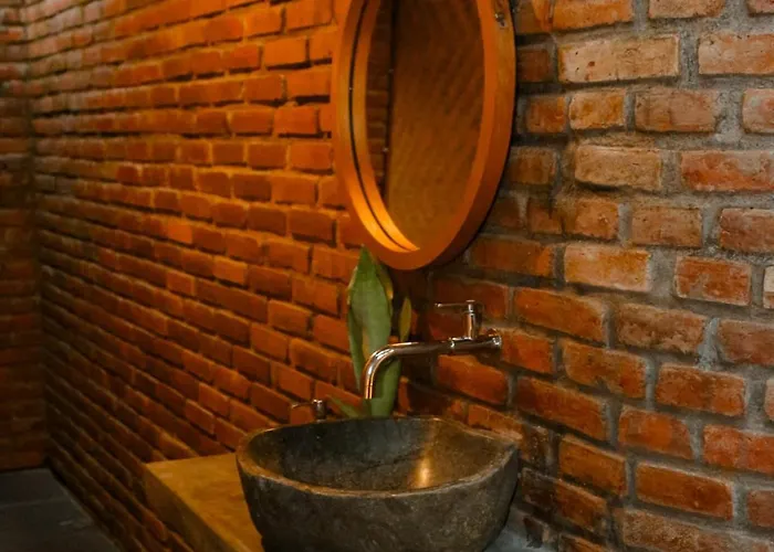 Nishiyama Wooden House * Ambengan